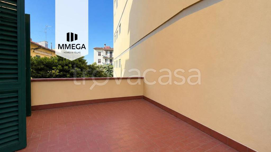 appartamento in vendita a Firenze in zona Coverciano