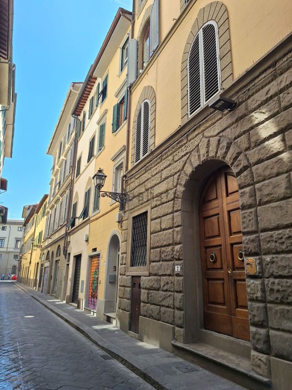appartamento in vendita a Firenze in zona Centro Santa Maria Novella