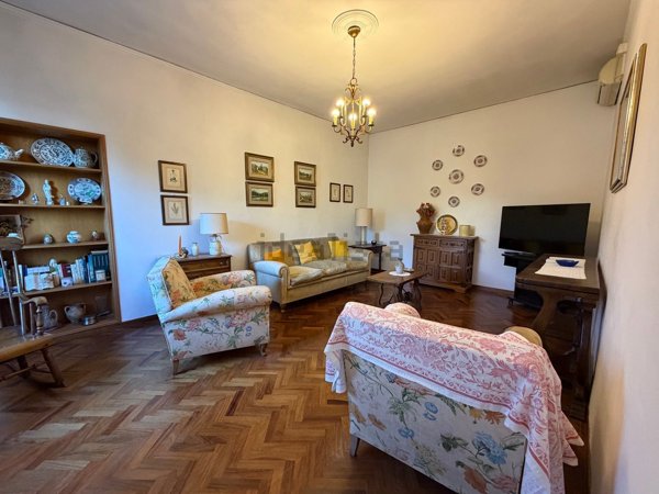 appartamento in vendita a Firenze in zona Pignone