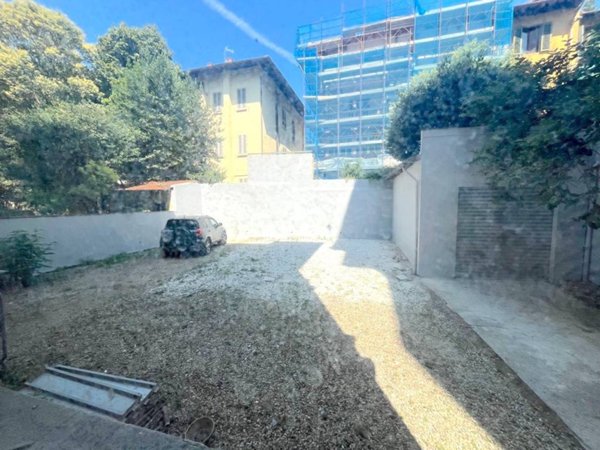 appartamento in vendita a Firenze in zona Campo di Marte