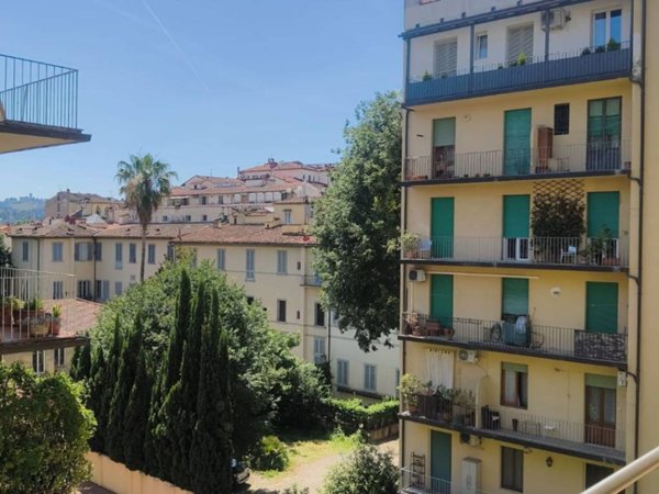 appartamento in vendita a Firenze in zona Pignone