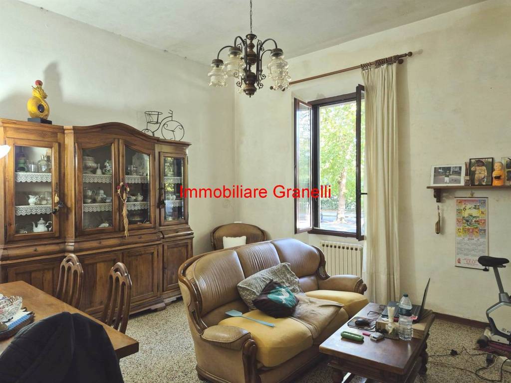 appartamento in vendita a Firenze in zona Campo di Marte