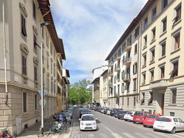 casa indipendente in vendita a Firenze in zona Statuto