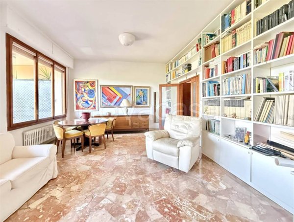 appartamento in vendita a Firenze in zona Coverciano