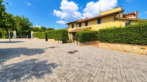 appartamento in vendita a Firenze in zona Coverciano