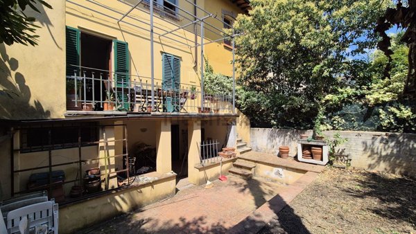 casa indipendente in vendita a Firenze in zona Gavinana