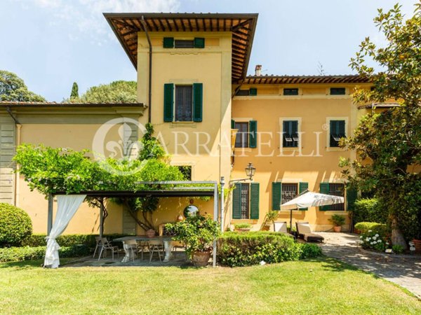 casa indipendente in vendita a Firenze in zona Settignano
