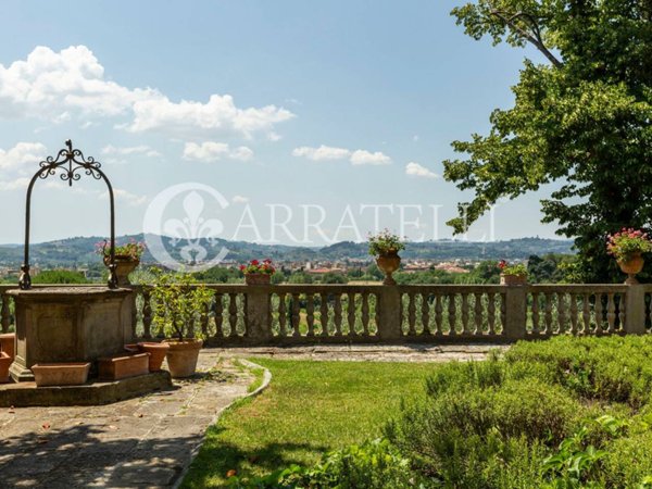 casa indipendente in vendita a Firenze in zona Settignano