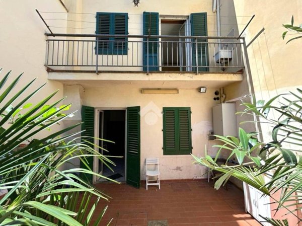 casa indipendente in vendita a Firenze in zona Le Cure