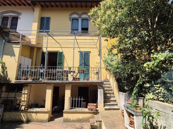 casa indipendente in vendita a Firenze in zona Gavinana