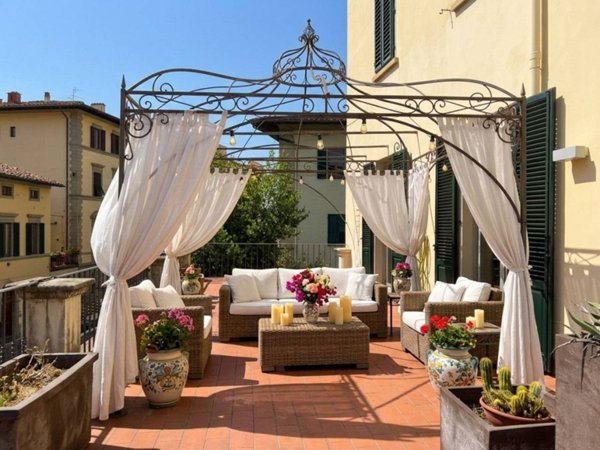 appartamento in vendita a Firenze in zona Campo di Marte