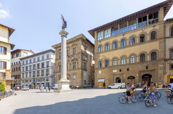 appartamento in vendita a Firenze in zona Centro Santa Maria Novella