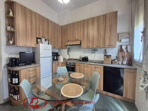 appartamento in vendita a Firenze in zona Varlungo
