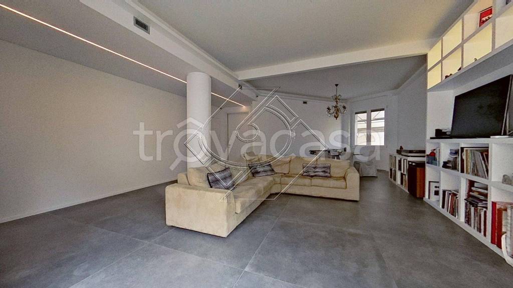 appartamento in vendita a Firenze in zona Centro San Frediano