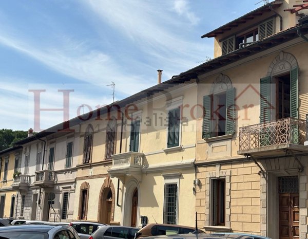casa indipendente in vendita a Firenze in zona Campo di Marte