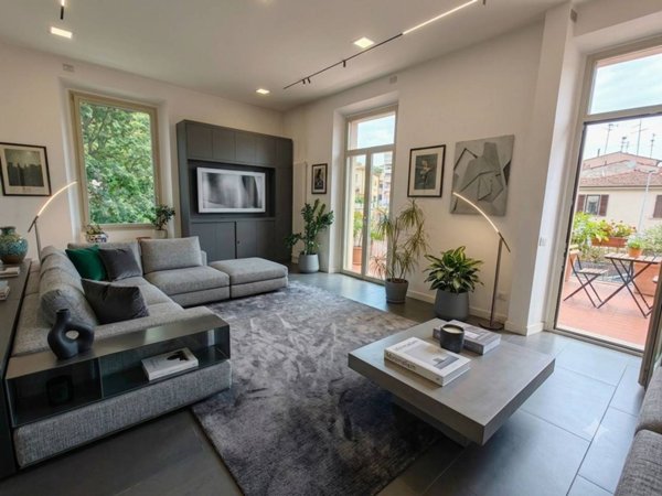 appartamento in vendita a Firenze in zona Campo di Marte