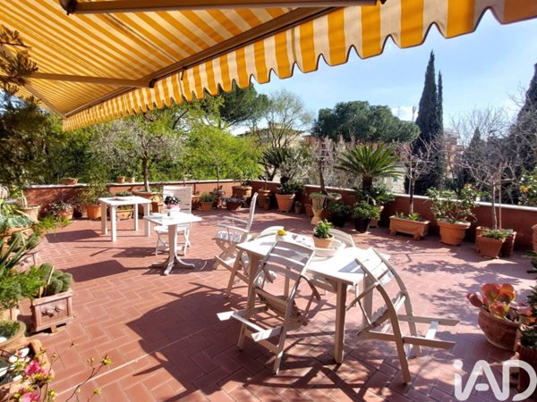 appartamento in vendita a Firenze in zona Isolotto
