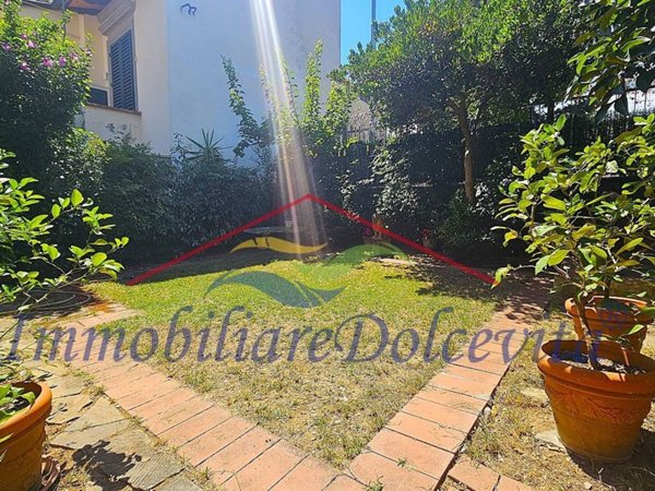appartamento in vendita a Firenze in zona Le Cure