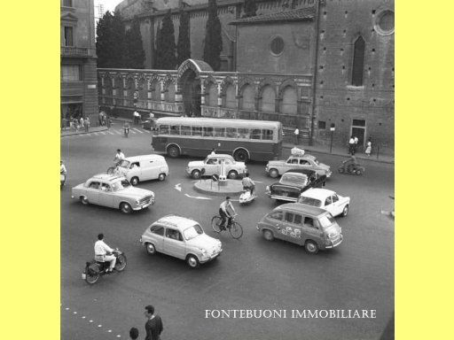 negozio in vendita a Firenze in zona Centro Duomo