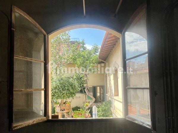 casa indipendente in vendita a Firenze in zona Centro Storico