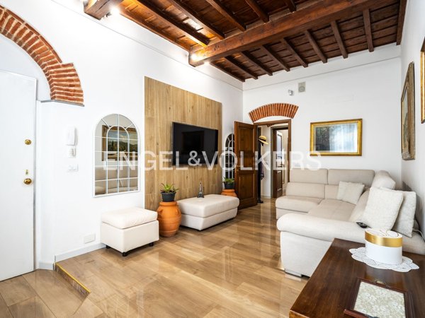appartamento in vendita a Firenze in zona Pignone