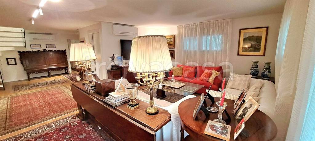 appartamento in vendita a Firenze in zona Porta Romana