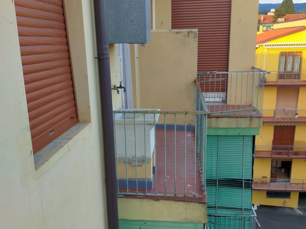appartamento in vendita a Firenze in zona Campo di Marte