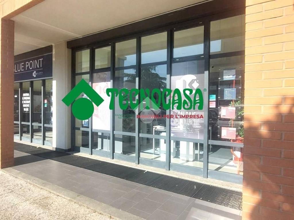 negozio in vendita a Firenze in zona Rifredi