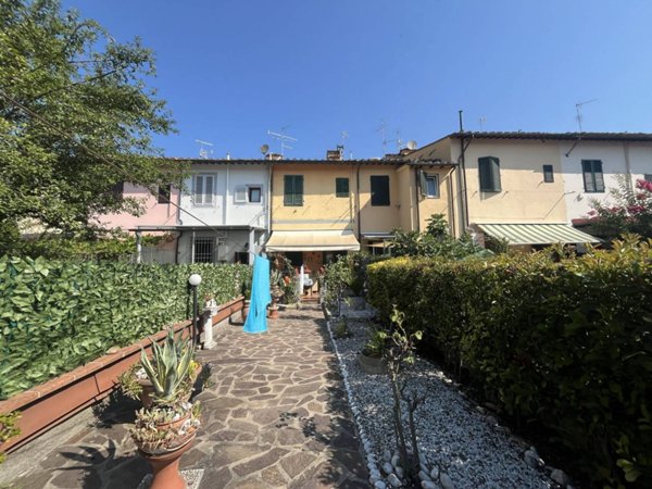 casa indipendente in vendita a Firenze in zona Rifredi