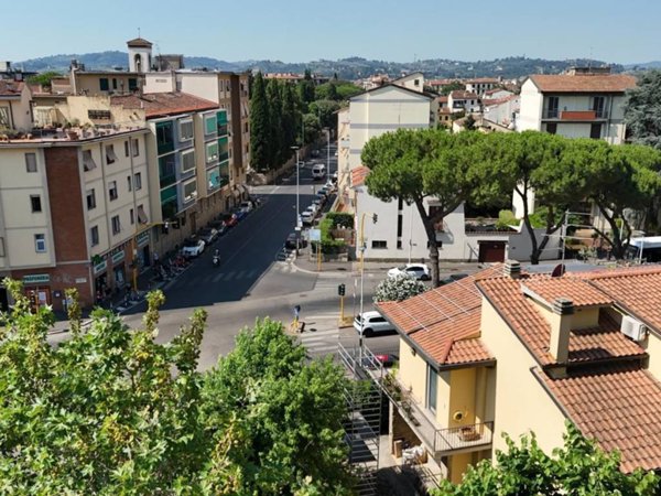 appartamento in vendita a Firenze in zona Campo di Marte