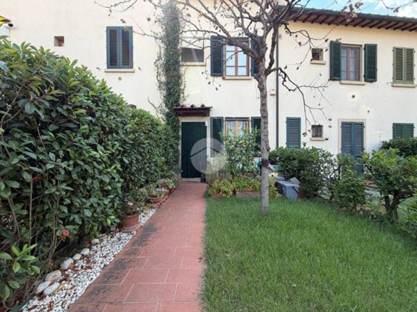 casa indipendente in vendita a Firenze in zona Peretola