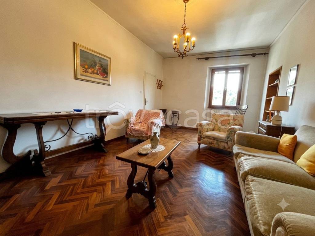 appartamento in vendita a Firenze in zona Pignone