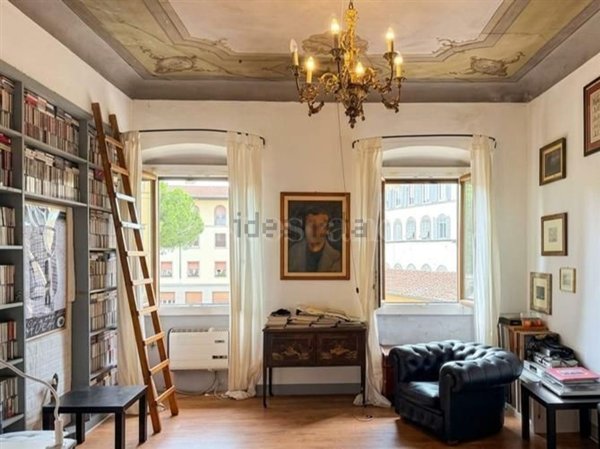 appartamento in vendita a Firenze in zona Centro Santa Croce