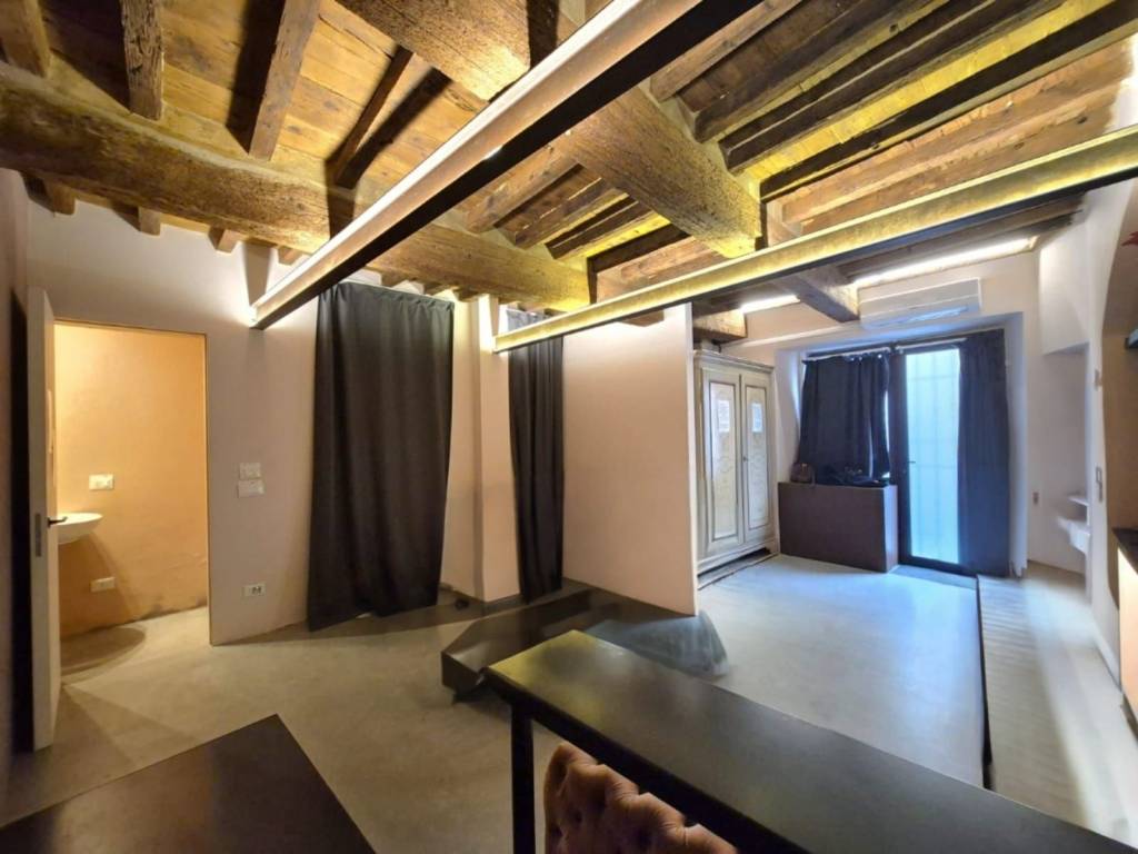 negozio in vendita a Firenze in zona Centro Storico