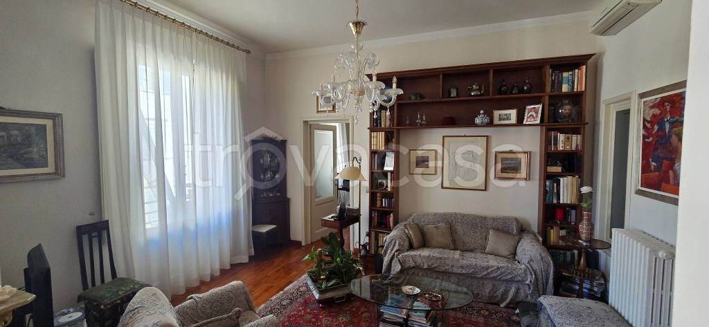 appartamento in vendita a Firenze in zona Le Cure