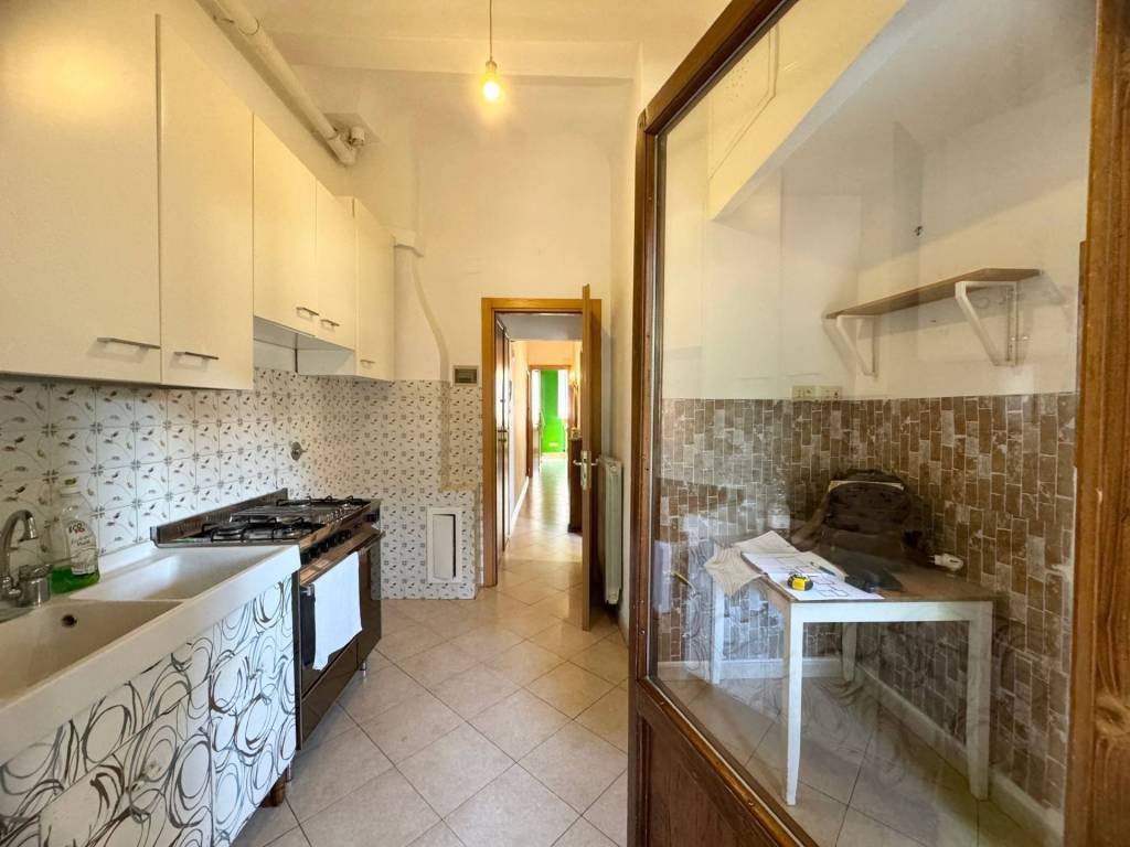 appartamento in vendita a Firenze in zona Pignone