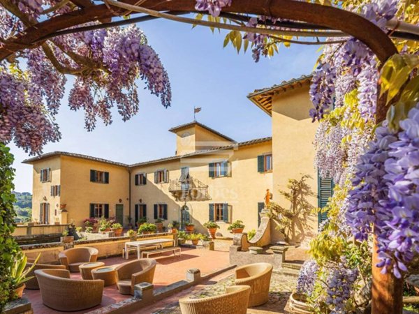 casa indipendente in vendita a Firenze