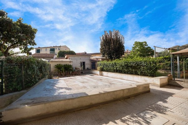 casa indipendente in vendita a Firenze in zona Peretola