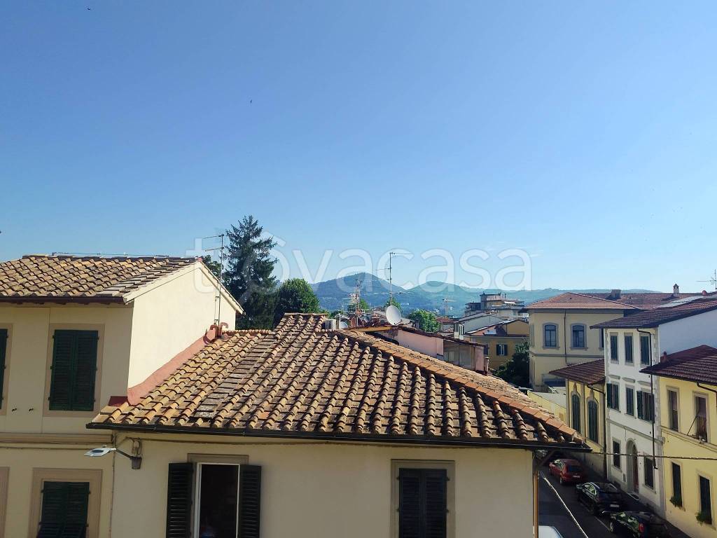 appartamento in vendita a Firenze in zona Campo di Marte