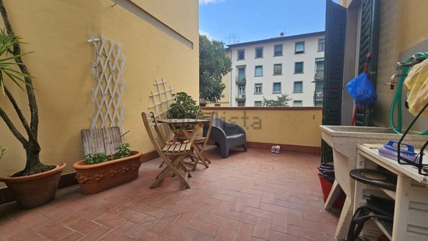 appartamento in vendita a Firenze in zona Campo di Marte