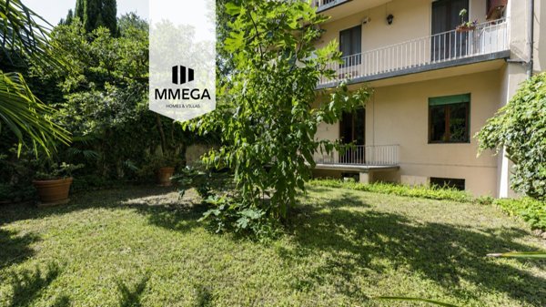 appartamento in vendita a Firenze in zona Centro Santa Maria Novella