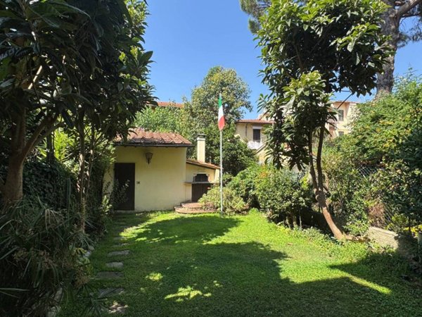 casa indipendente in vendita a Firenze in zona Gavinana