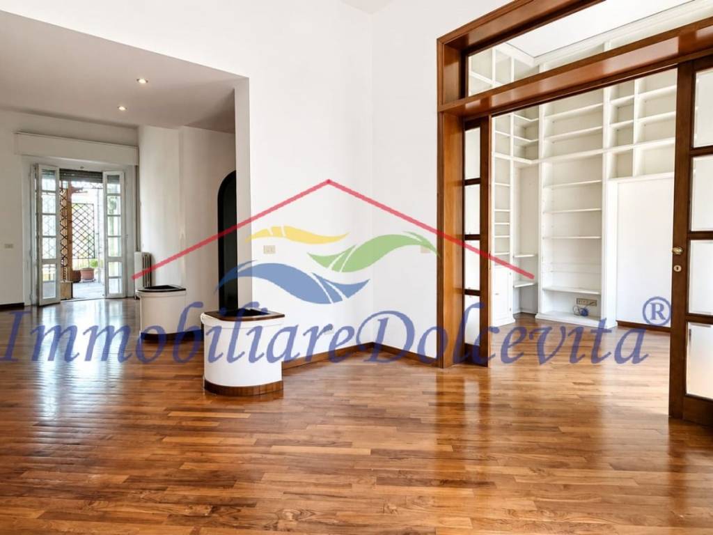 appartamento in vendita a Firenze in zona Campo di Marte