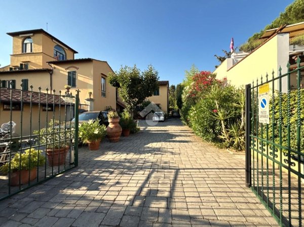 appartamento in vendita a Firenze in zona Coverciano