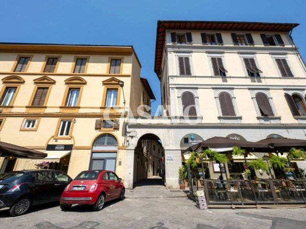 appartamento in vendita a Firenze in zona Centro Santa Croce