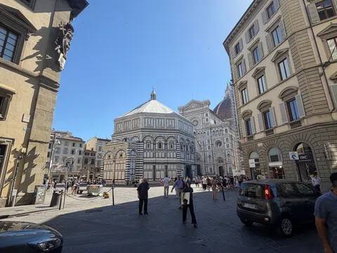 negozio in vendita a Firenze in zona Centro Duomo