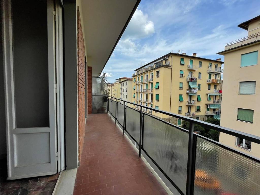 appartamento in vendita a Firenze in zona Coverciano