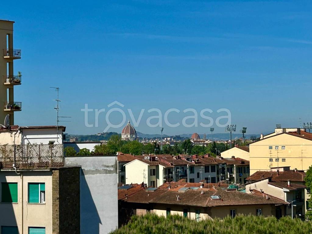 appartamento in vendita a Firenze in zona Coverciano