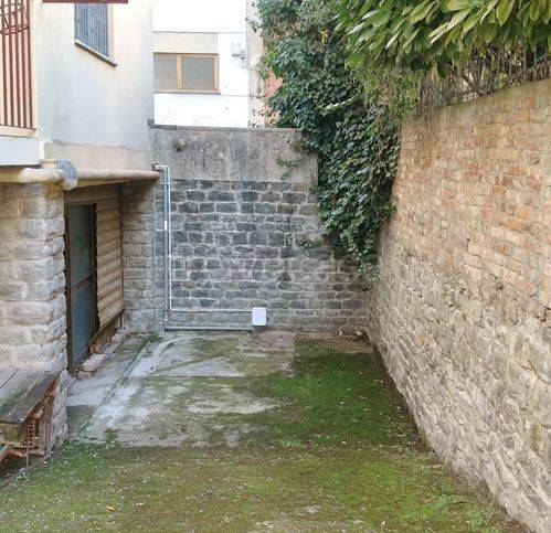 negozio in vendita a Firenze in zona Coverciano