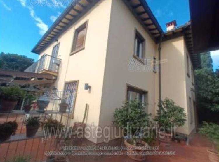 casa indipendente in vendita a Firenze in zona Badia a Ripoli